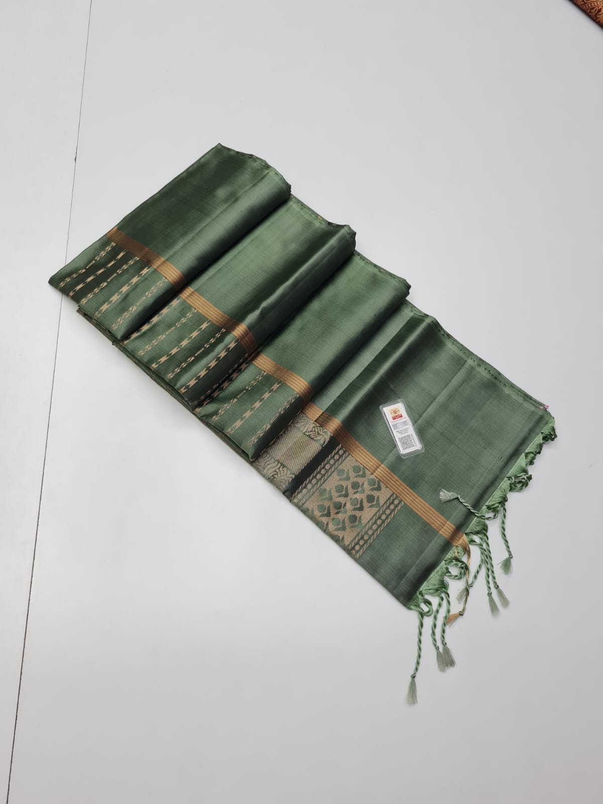 Pure Handloom Kanchipuram Soft Silk Butta Saree