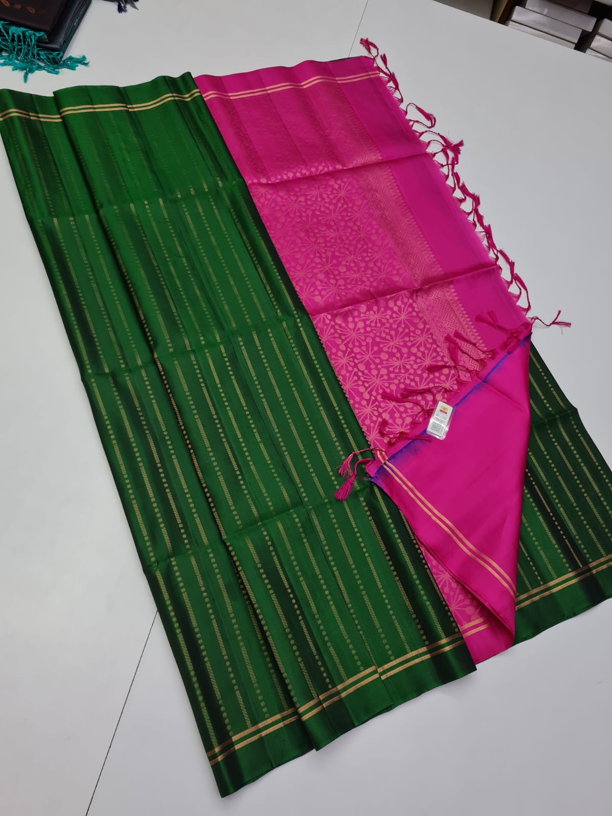 Pure Handloom Kanchipuram Soft Silk Butta Saree