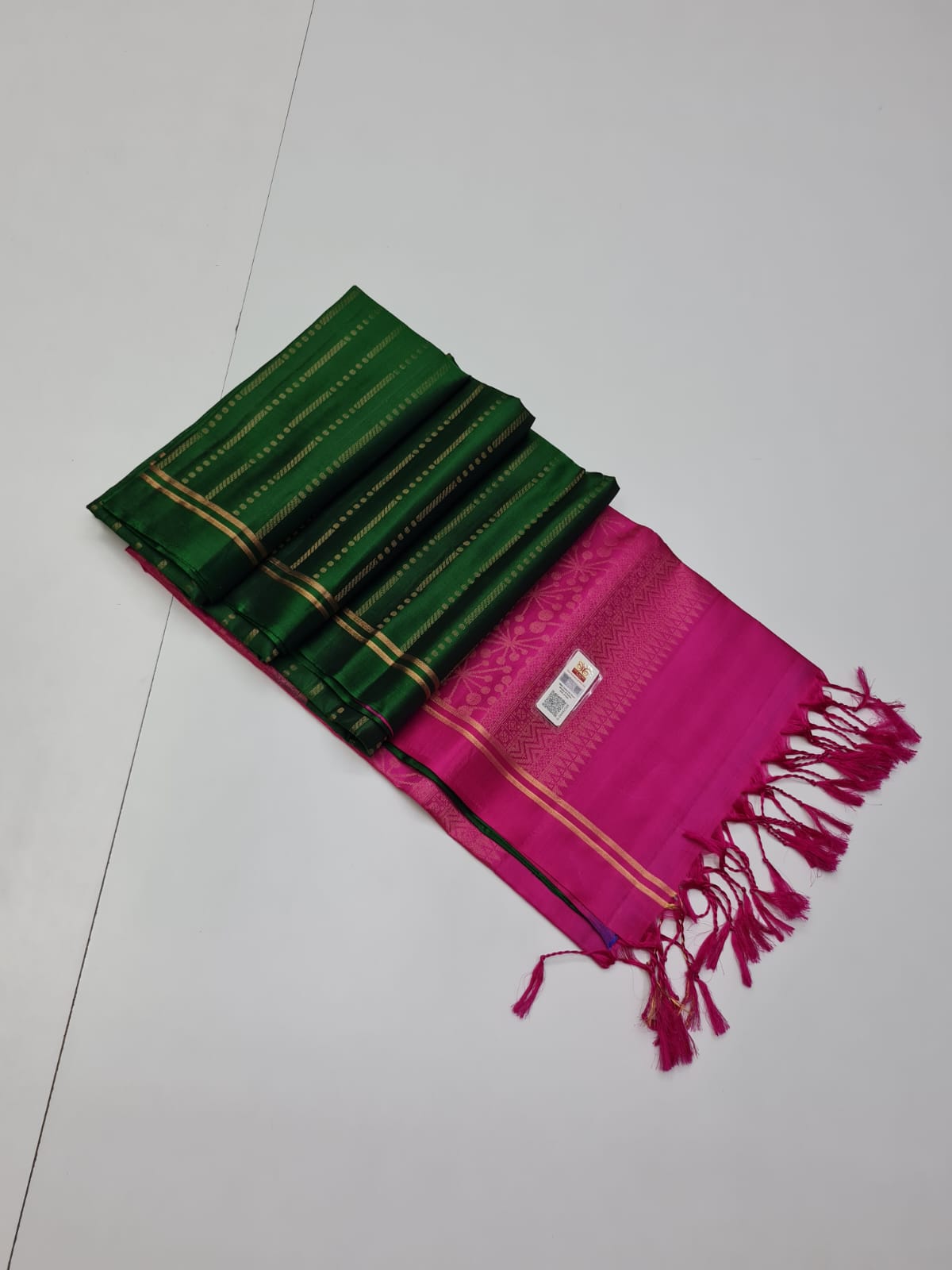 Pure Handloom Kanchipuram Soft Silk Butta Saree