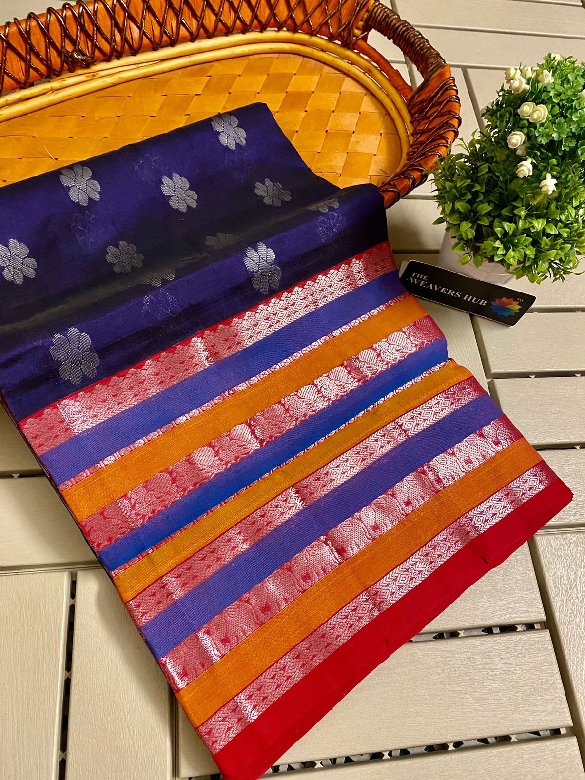 Pure Handloom Mangalgiri Gadwal Pattu Saree