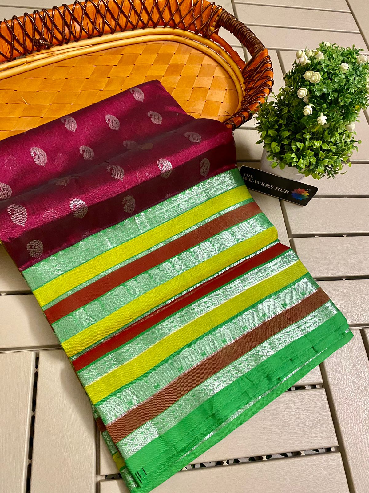 Pure Handloom Mangalgiri Gadwal Pattu Saree