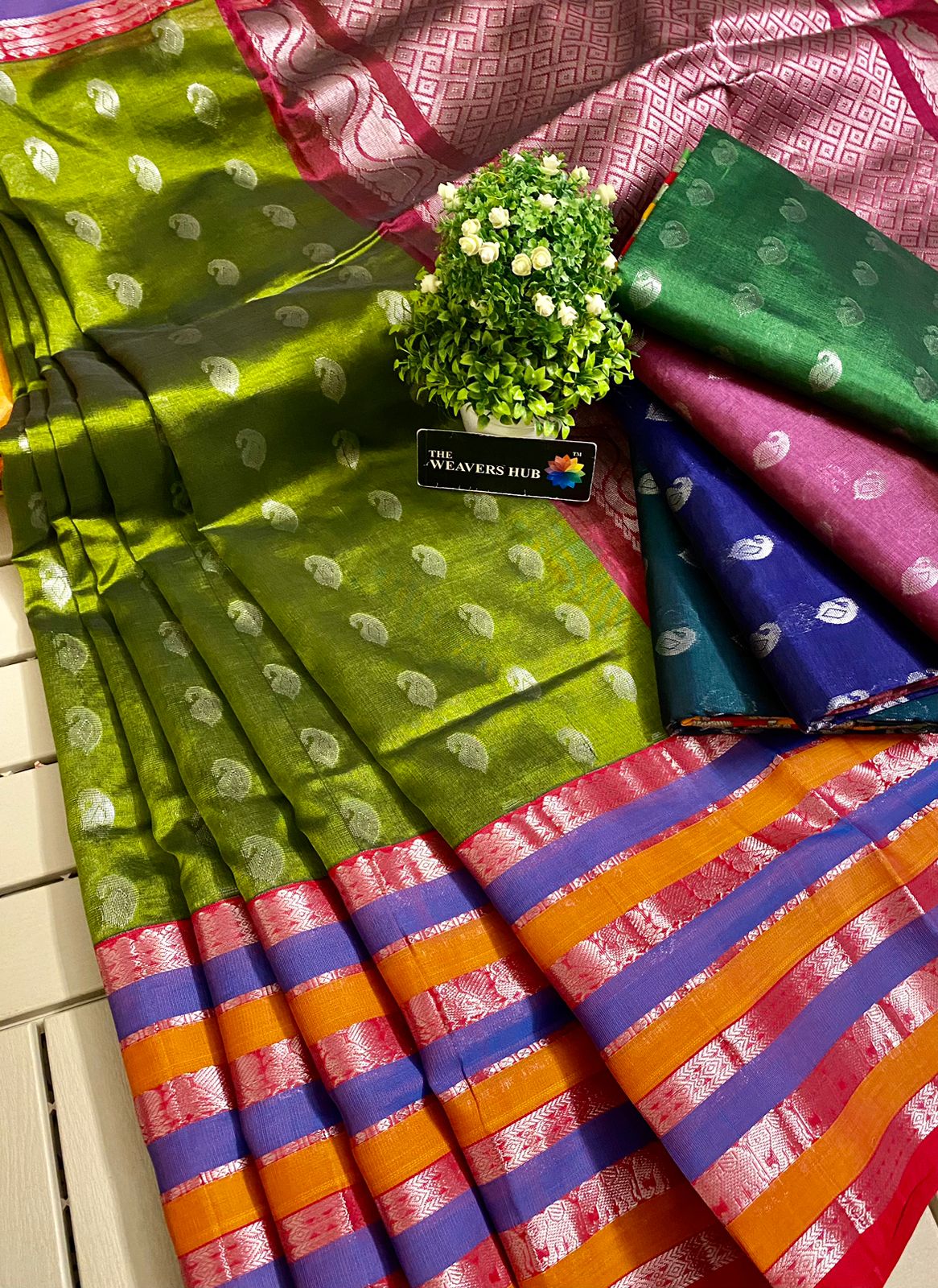 Pure Handloom Mangalgiri Gadwal Pattu Saree