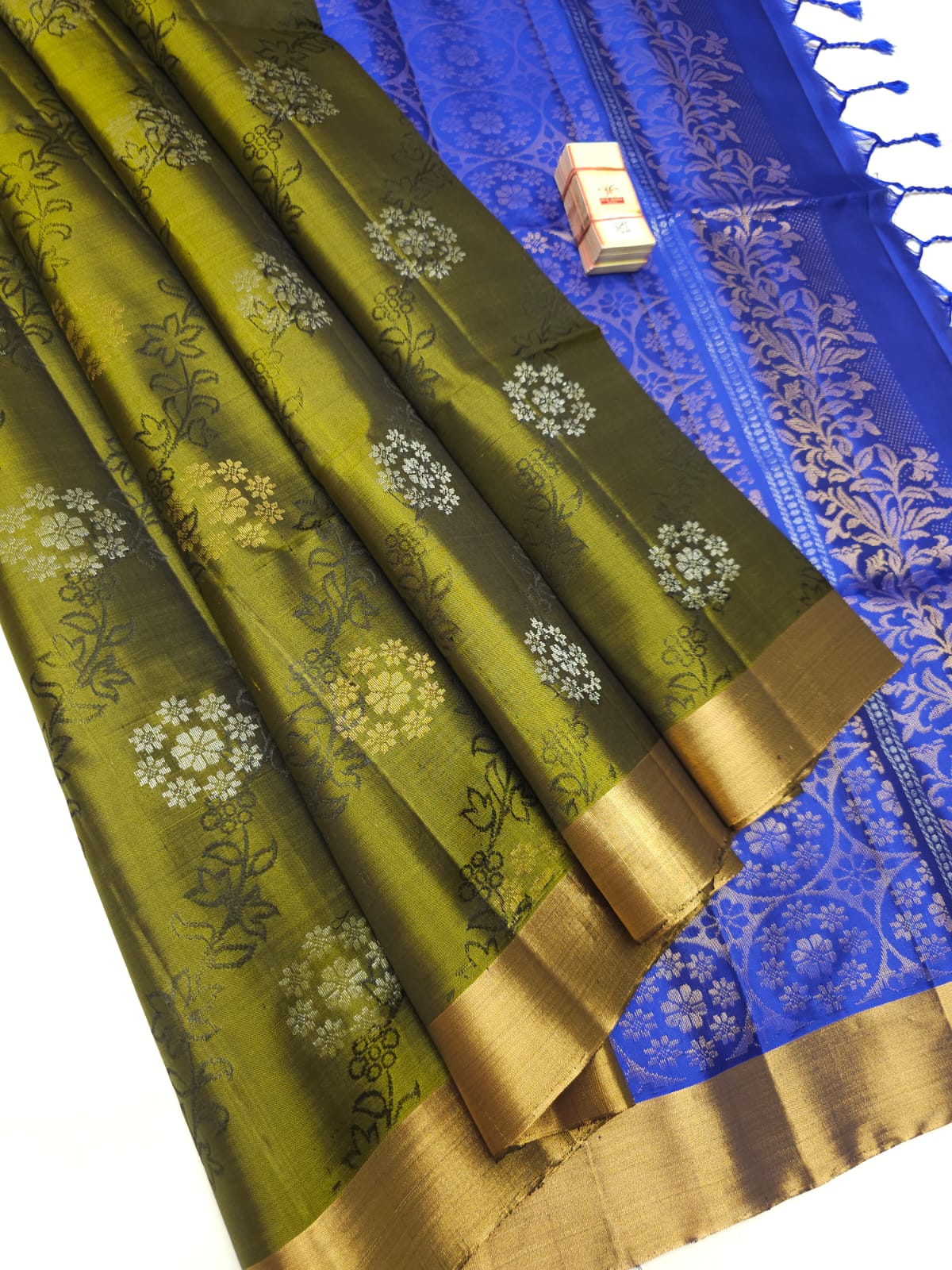 Pure Handloom Soft Silk Butta Saree