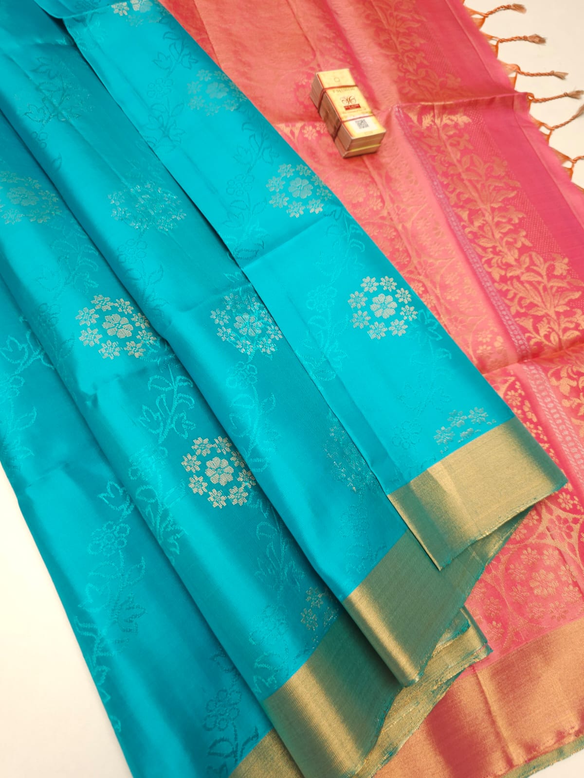 Pure Handloom Soft Silk Butta Saree