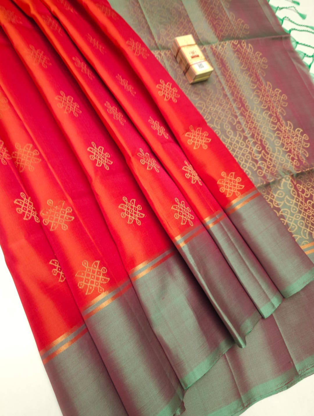 Pure Handloom Soft Silk Saree