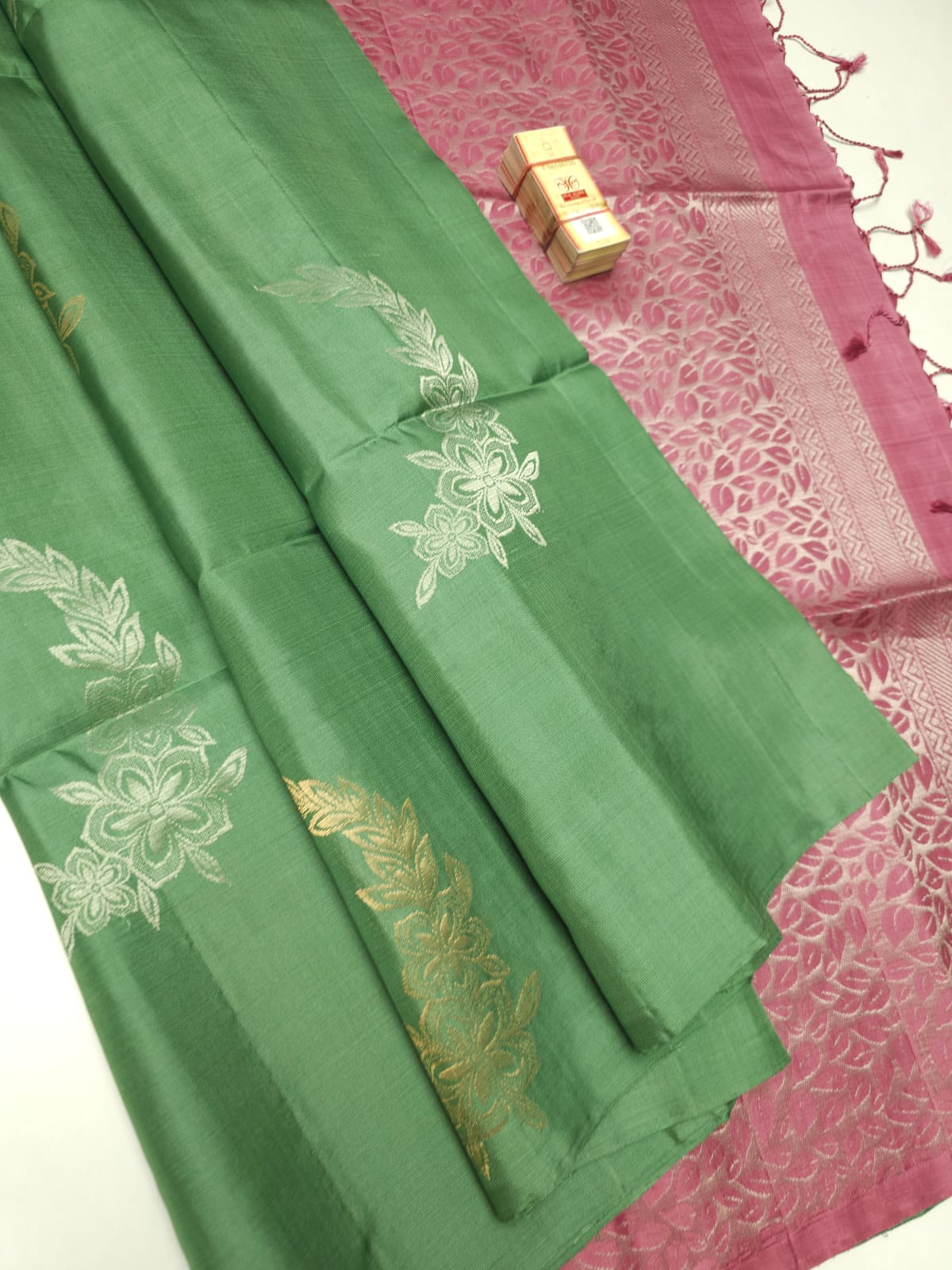 Pure Handloom Soft Silk Saree