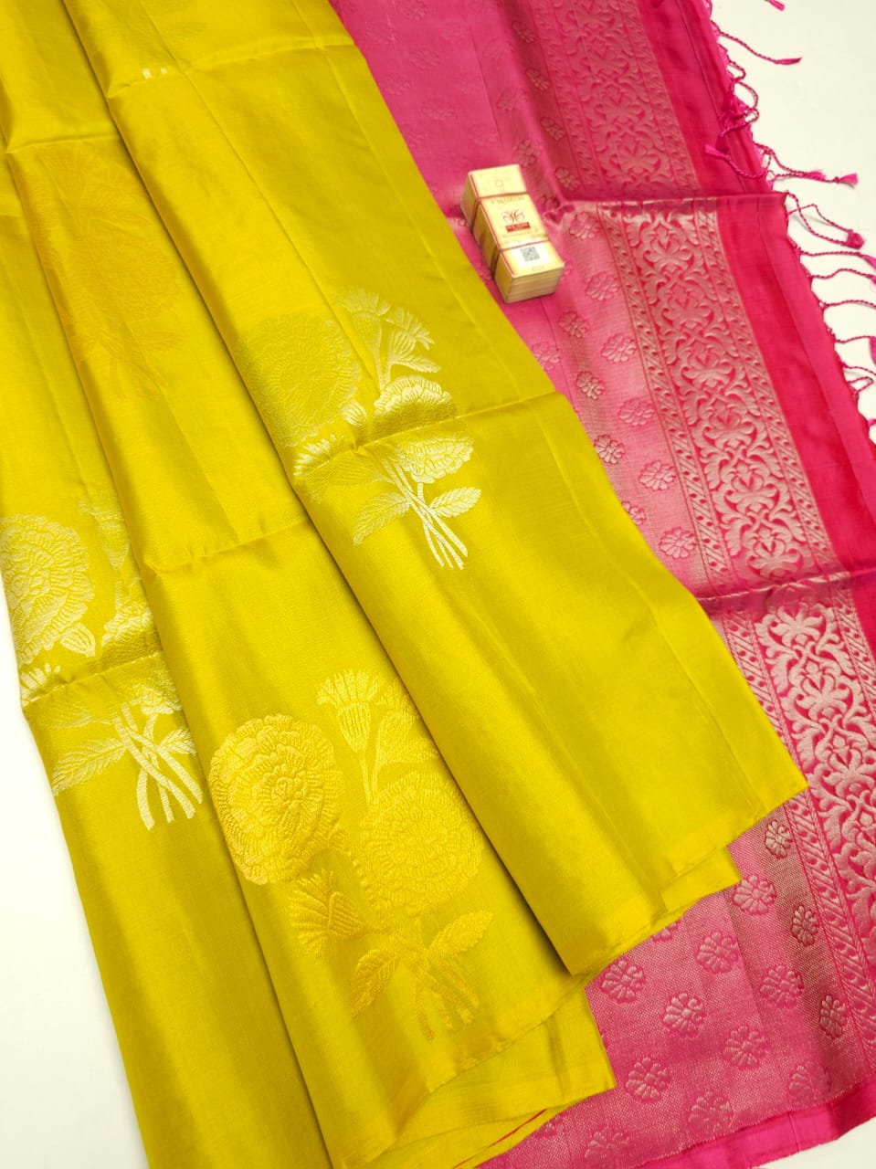 Pure Handloom Soft Silk Saree