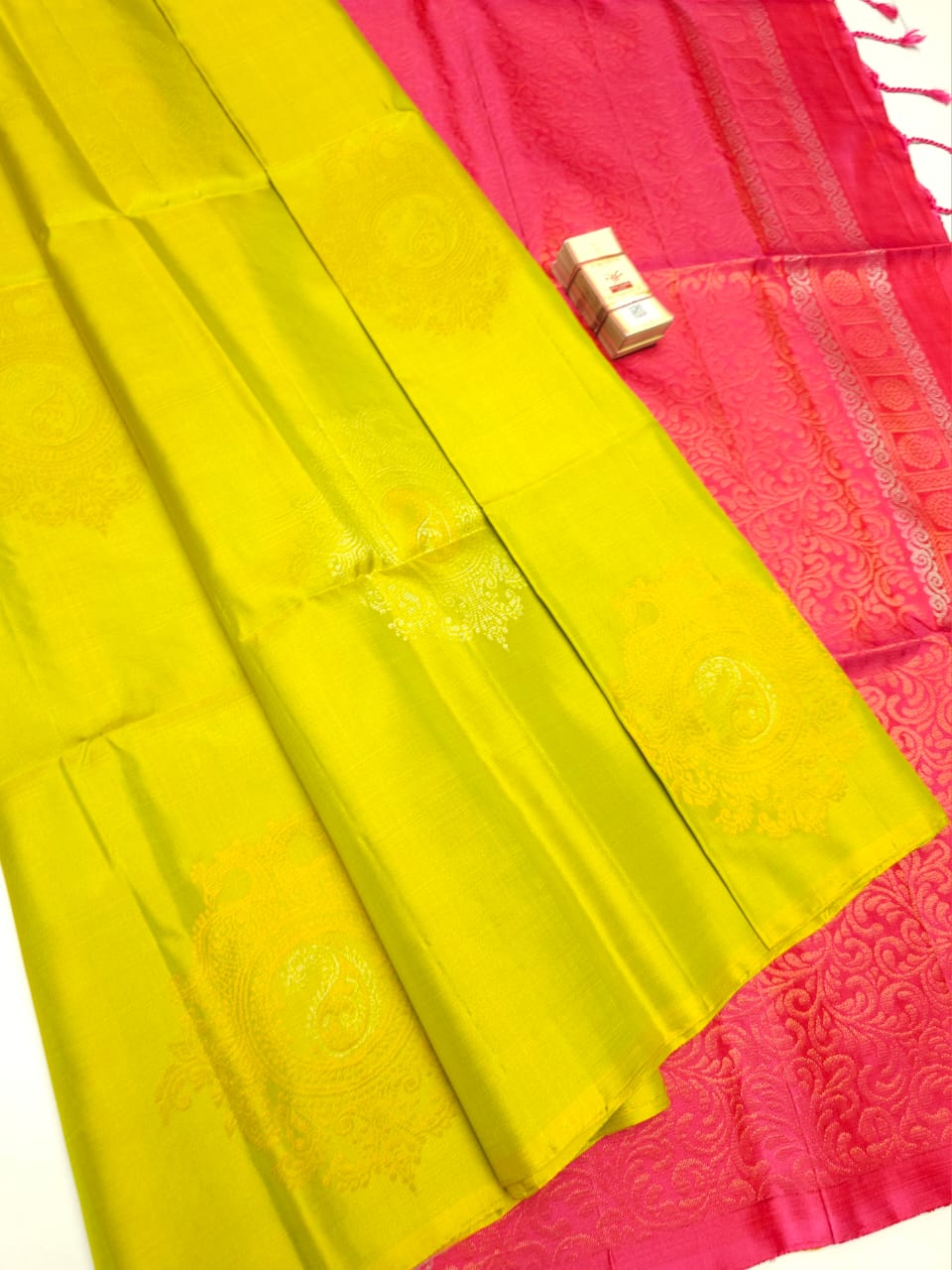 Pure Handloom Soft Silk Saree