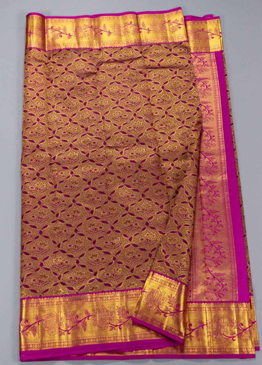 Pure Kanchipuram Nagapalam With Rani Pink Colour Silk Saree
