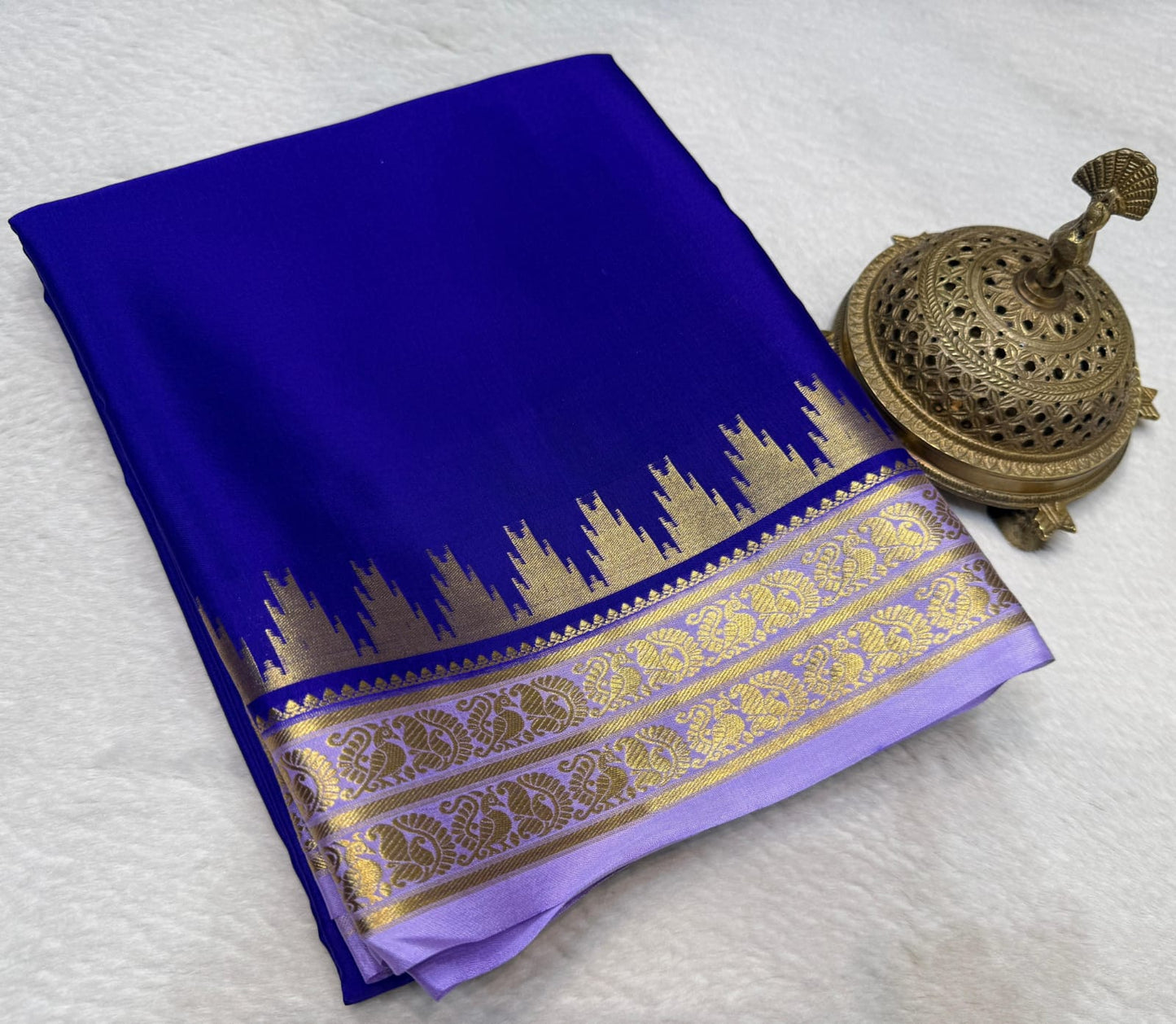 Pure mysore silk 100 gram thickness peacock border saree
