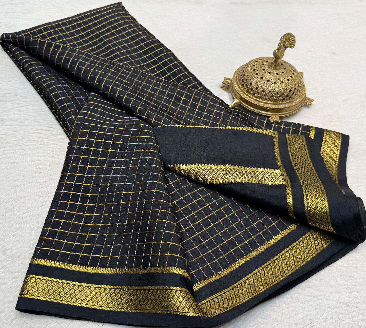 Pure mysore silk checked 120 grm thickness saree