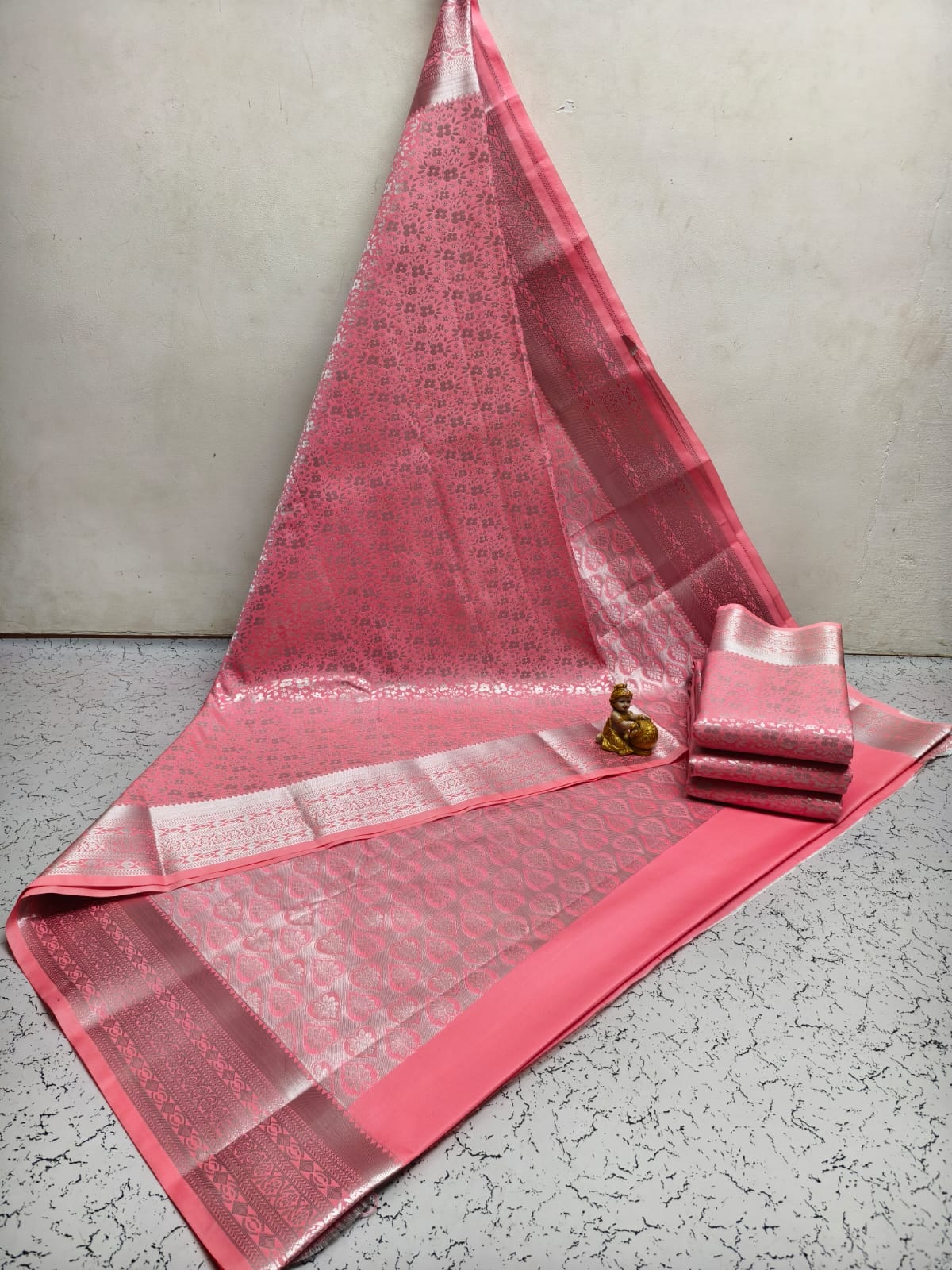 Samuthrika Semi-silk Brocade Work Saree