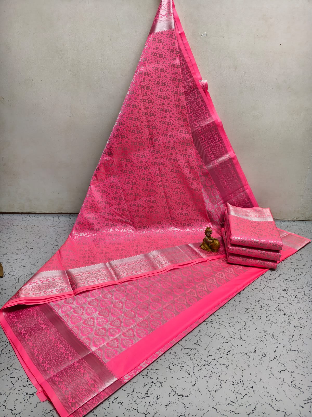 Samuthrika Semi-silk Brocade Work Saree