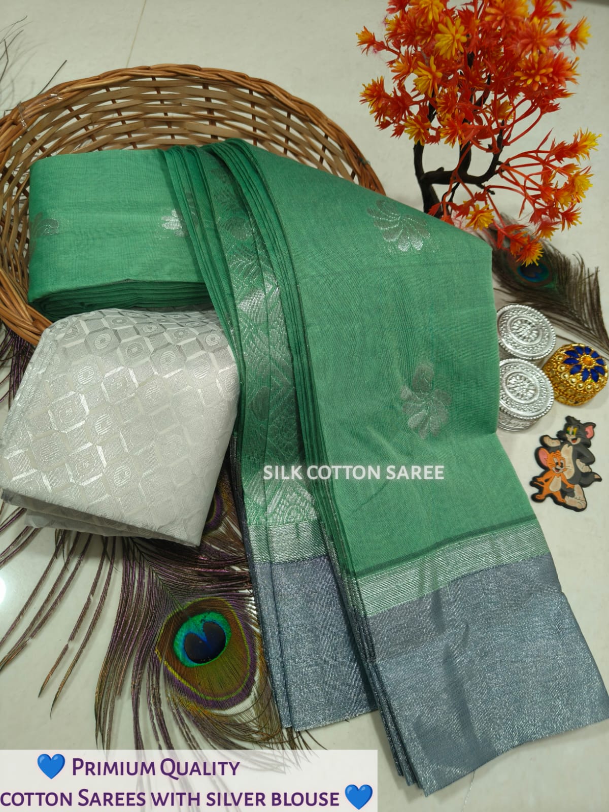 Silk Cotton Saree With Silver Zari