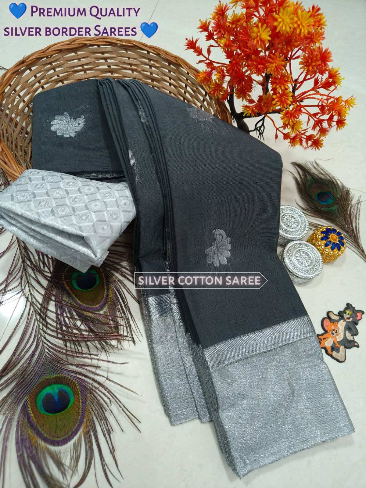 Silk Cotton Saree With Silver Zari