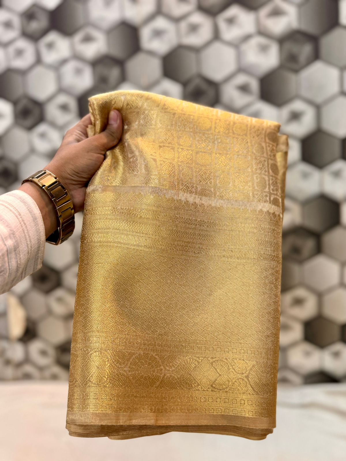 Tanchoi tissue silk saree