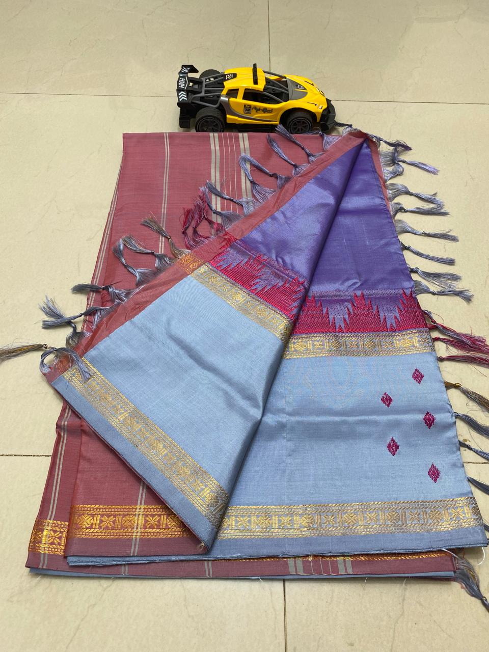 Vazhai pattu saree