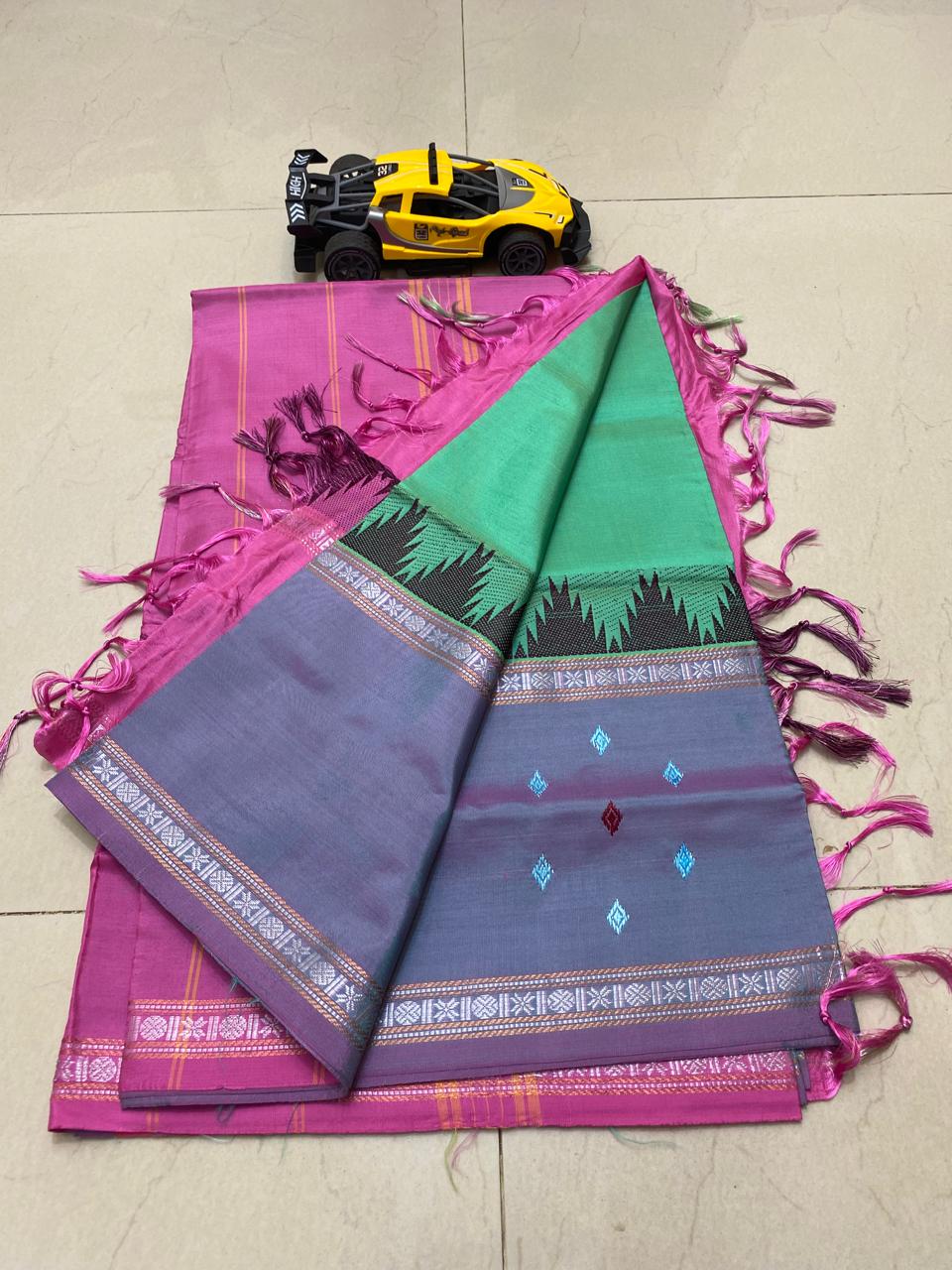 Vazhai pattu saree