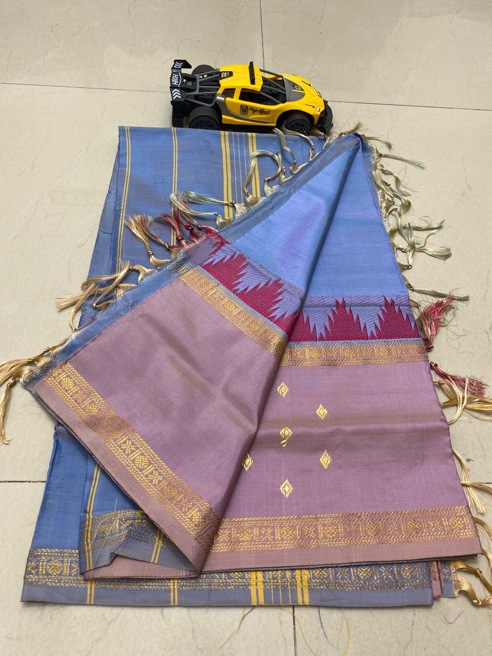 Vazhai pattu saree