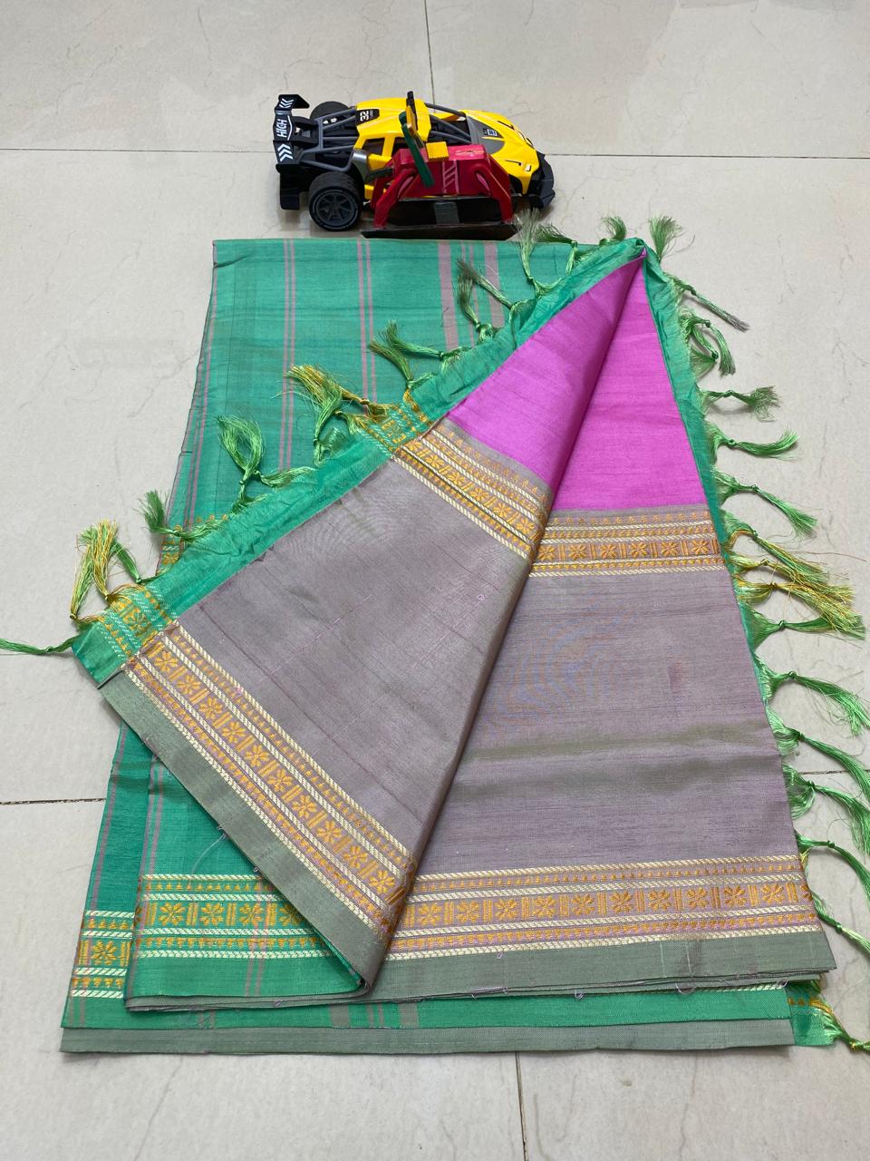 Vazhai pattu saree