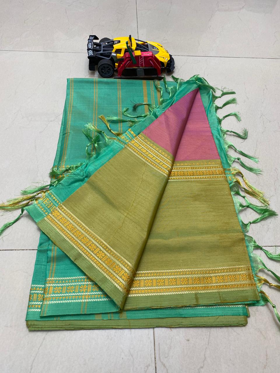 Vazhai pattu saree