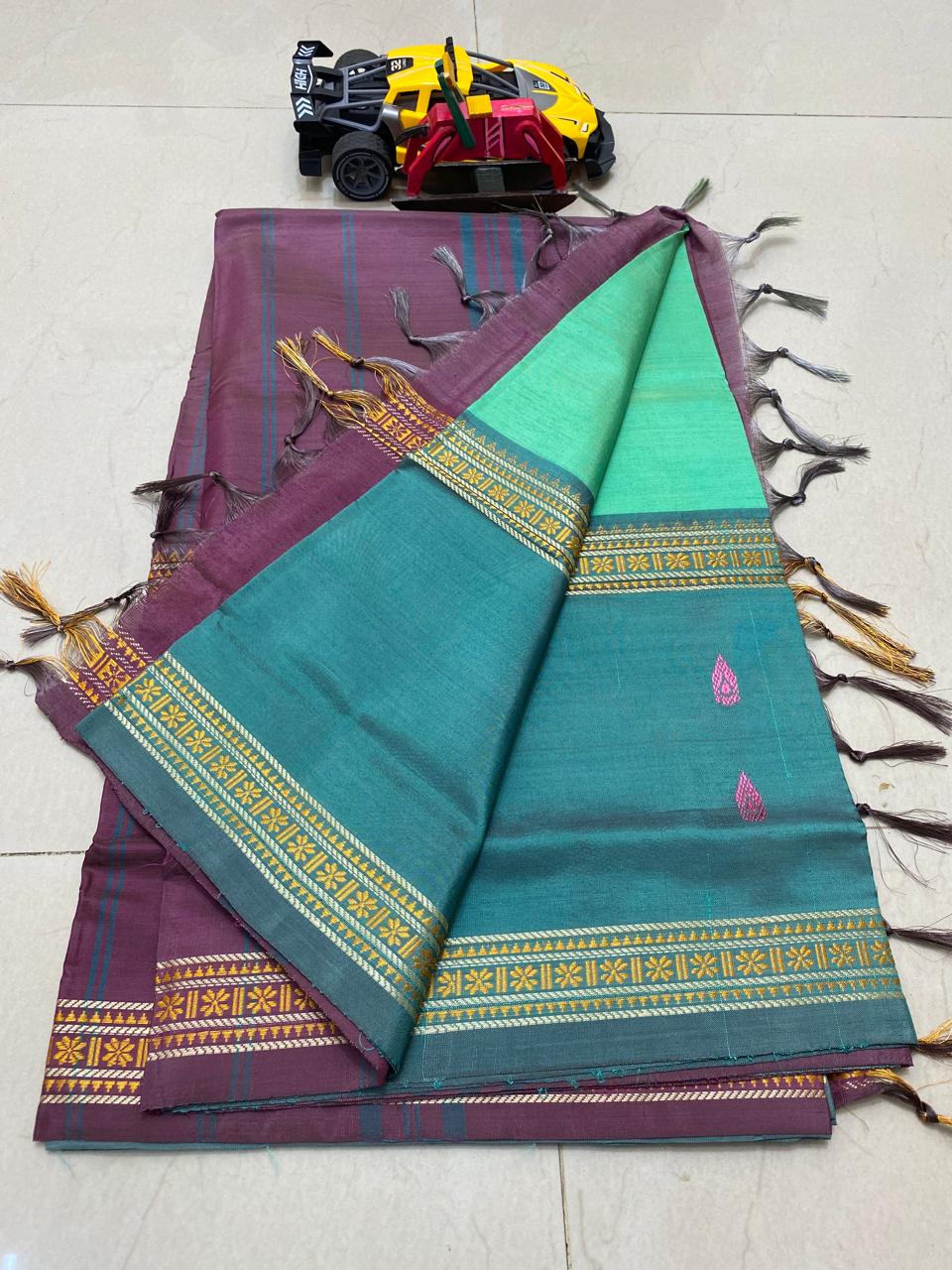 Vazhai pattu saree