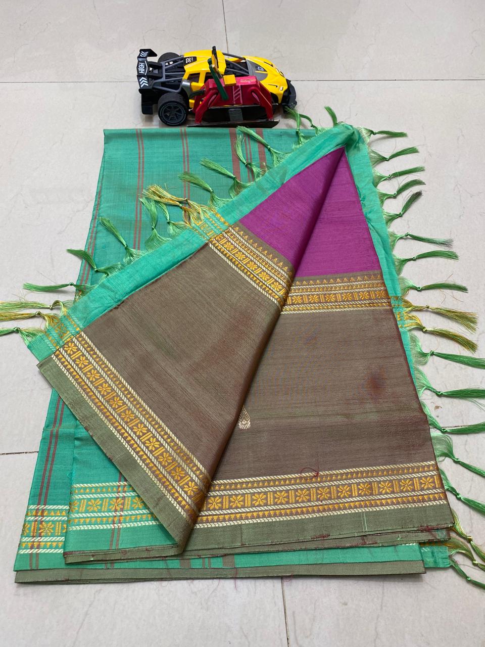 Vazhai pattu saree