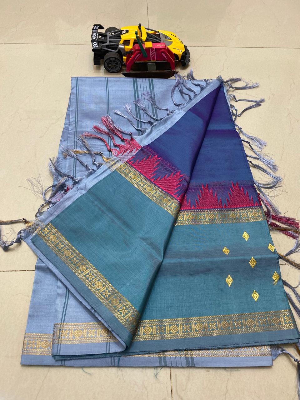 Vazhai pattu saree