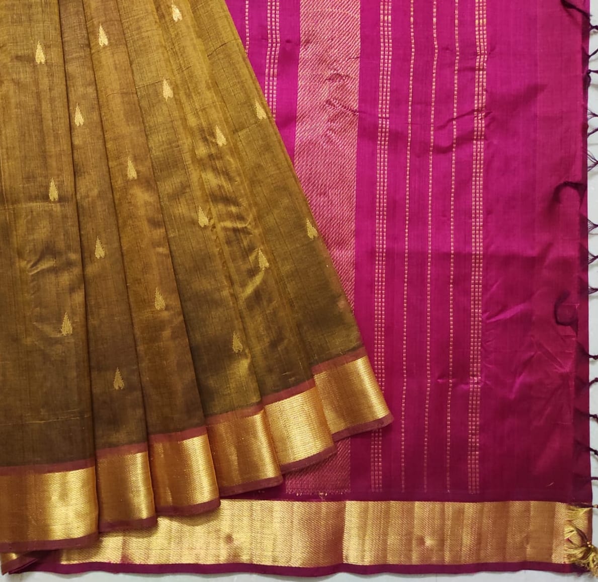 Arani pattu silk cotton handloom elegant look saree - Vannamayil Fashions