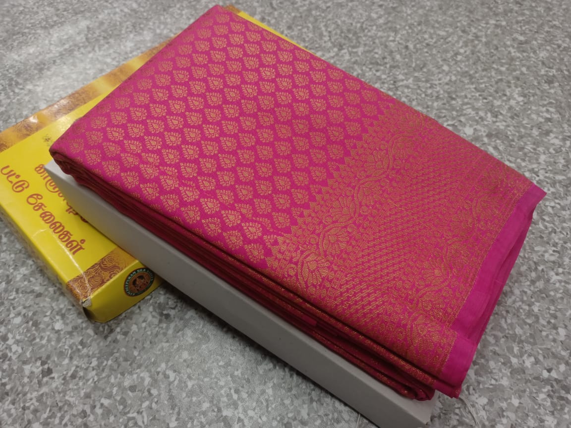 Buy fospy Woven Dharmavaram Silk Blend, Jacquard Pink Sarees Online @ Best  Price In India | Flipkart.com