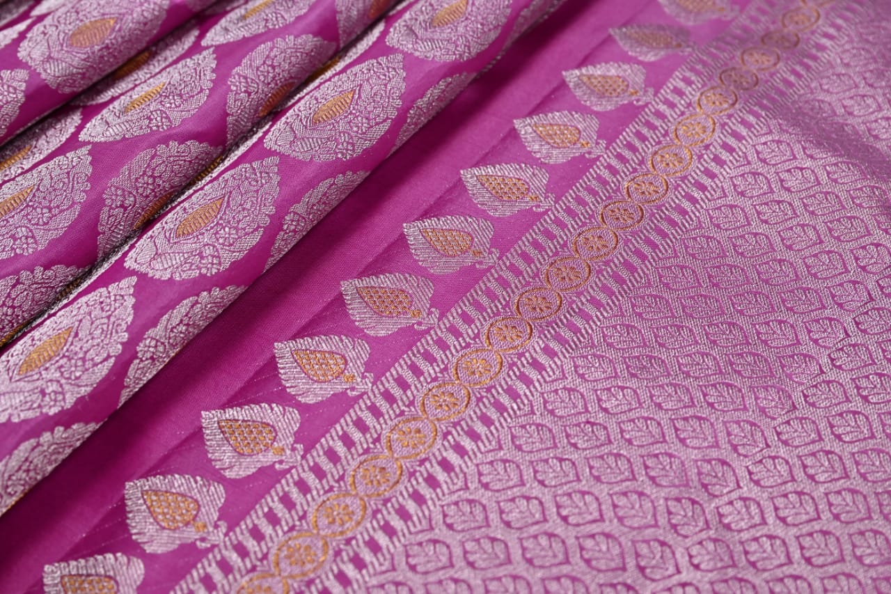 Pure silk handloom kanchipuram in dark pastel pink colour saree - Vannamayil Fashions