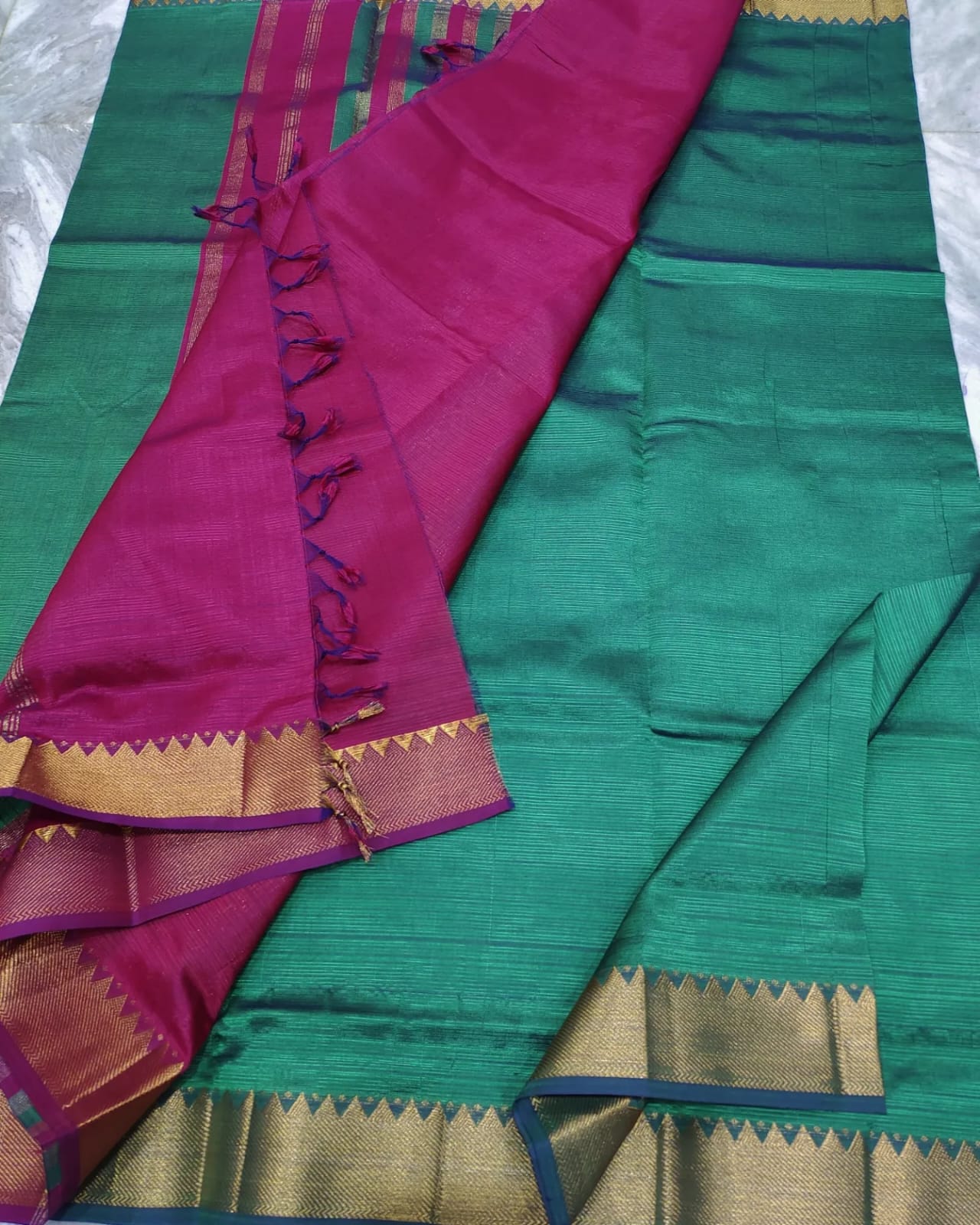 Mangalagiri pattu small gold zari border beautiful plain saree - Vannamayil Fashions