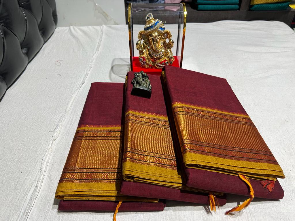 Buy SuperLaxmi Woven Narayanpet Pure Cotton Saree (Parrot Green) Online at  Best Prices in India - JioMart.