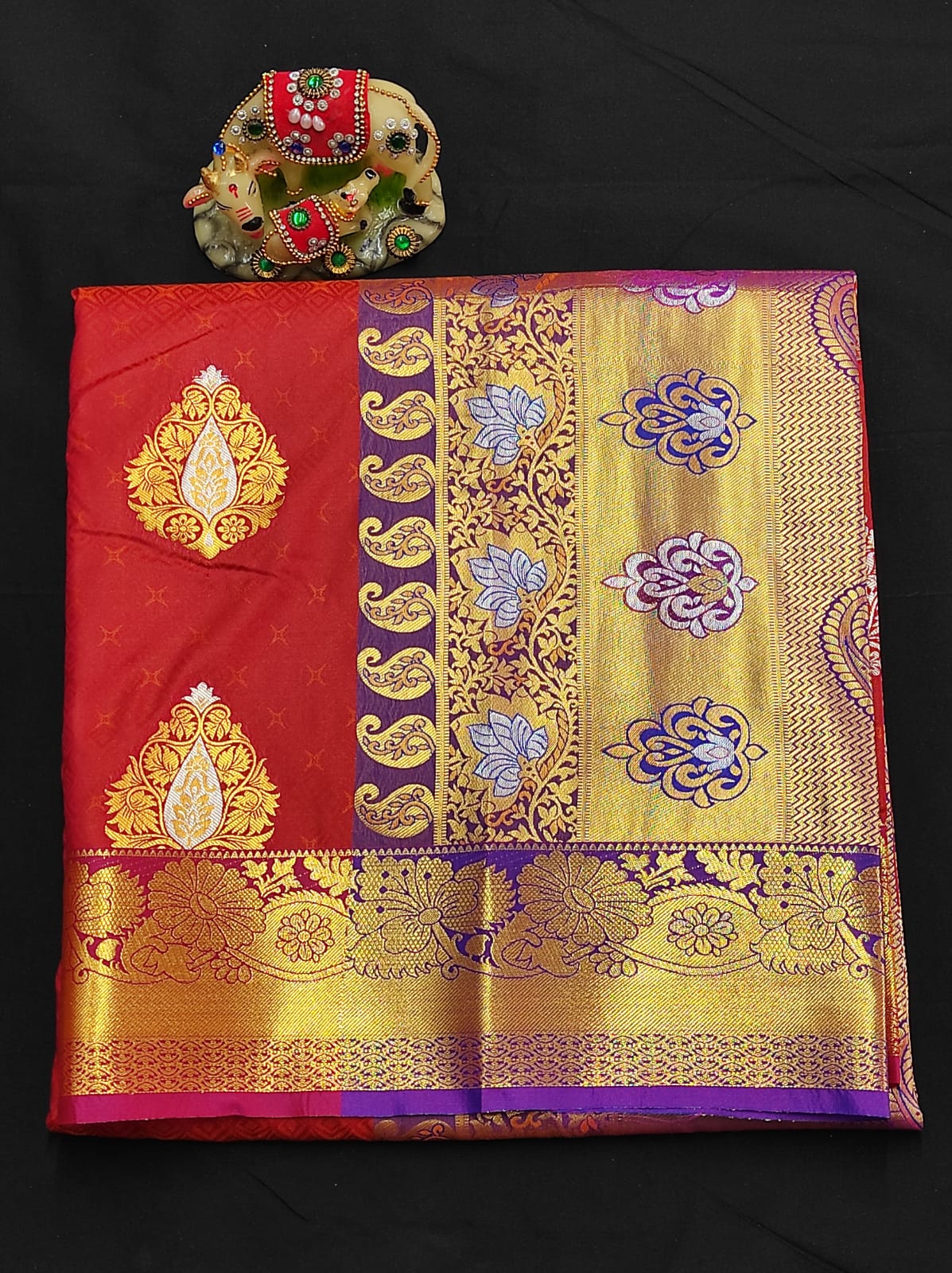 Samuthrika semi silk traditional saree - Vannamayil Fashions