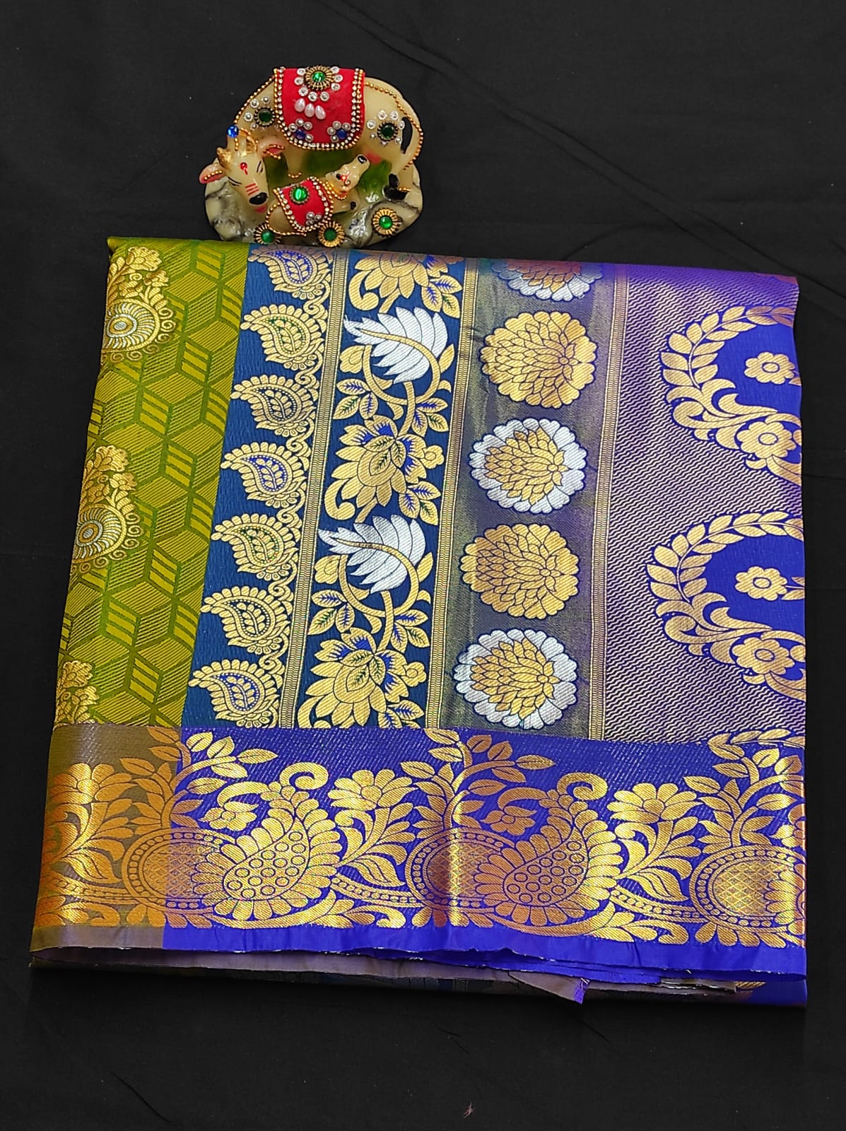 Samuthrika semi silk traditional saree - Vannamayil Fashions