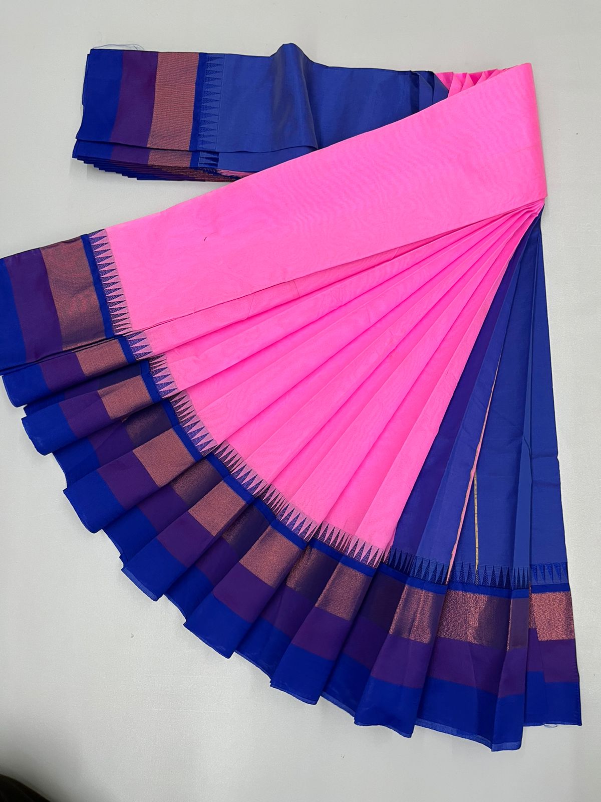 Blue Gadwal Handloom Silk Cotton Sarees with Ganga Jamuna Borders | Si –  PattuChela