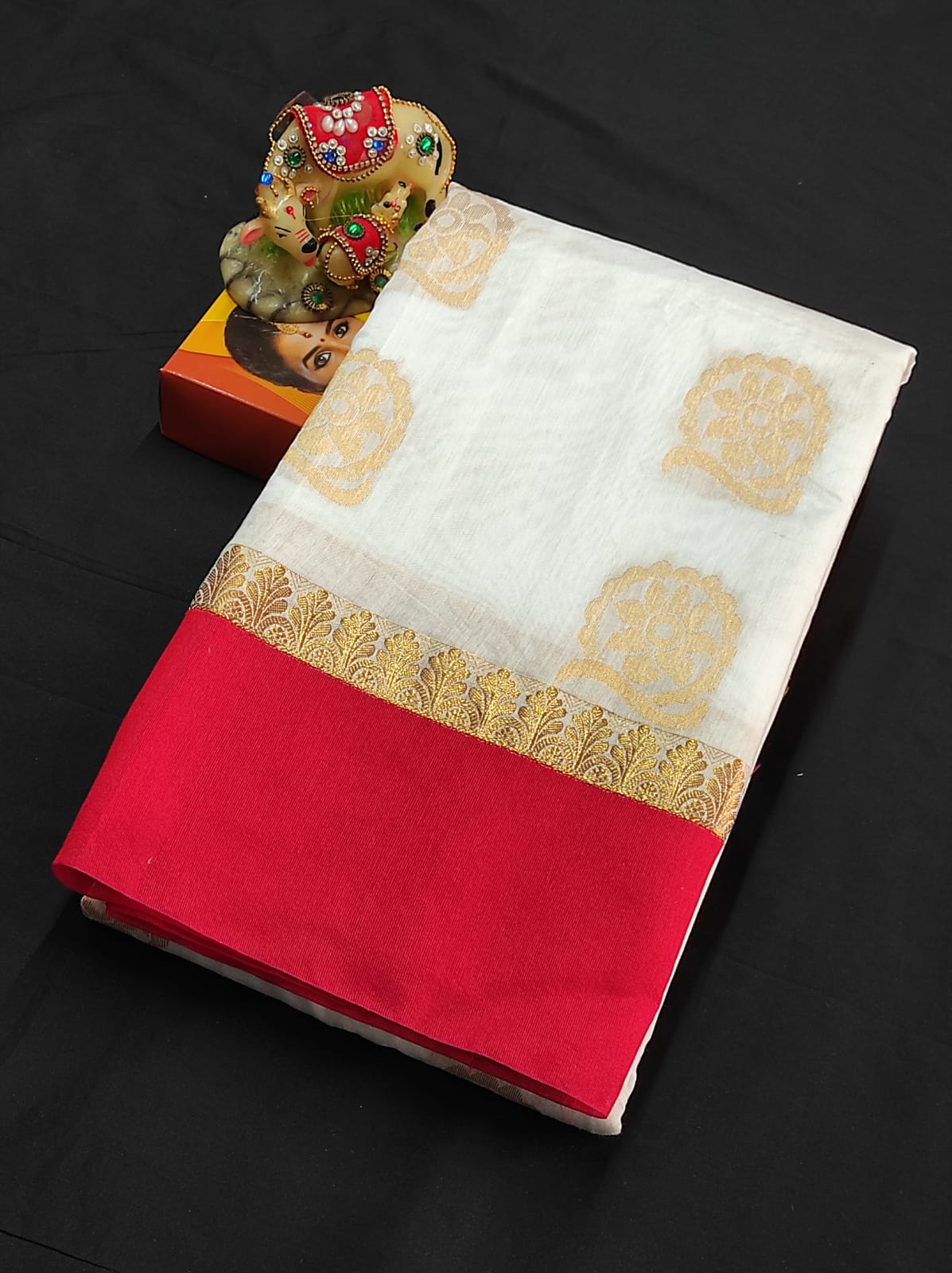 Silk cotton saree - Vannamayil Fashions