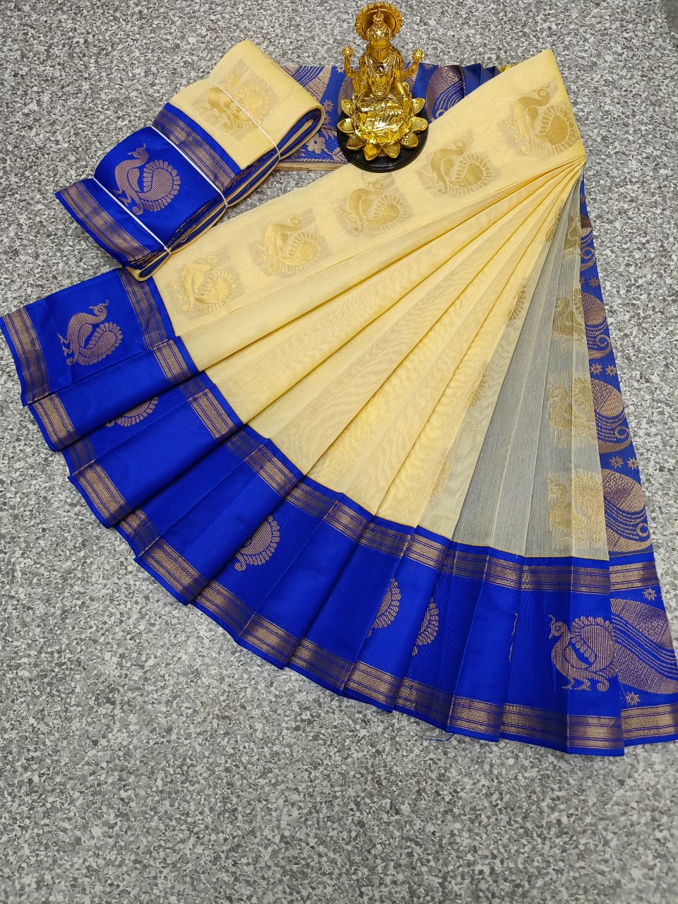 Cotton Sarees (कॉटन साड़ी) - Upto 50% to 80% OFF on Pure Cotton Sarees  Online at Best Prices In India | Flipkart.com