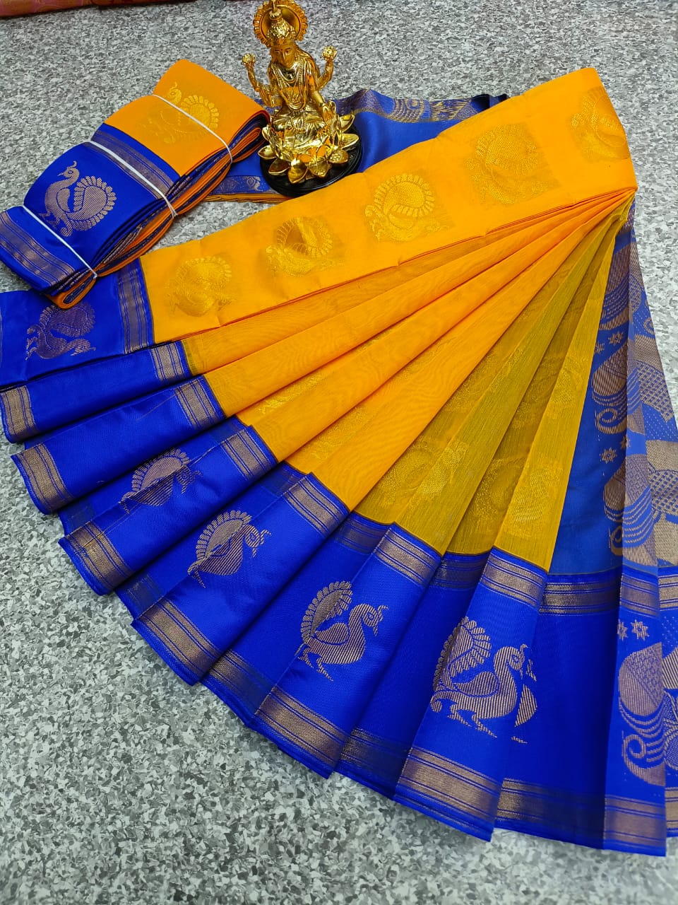 Silk cotton saree - Vannamayil Fashions
