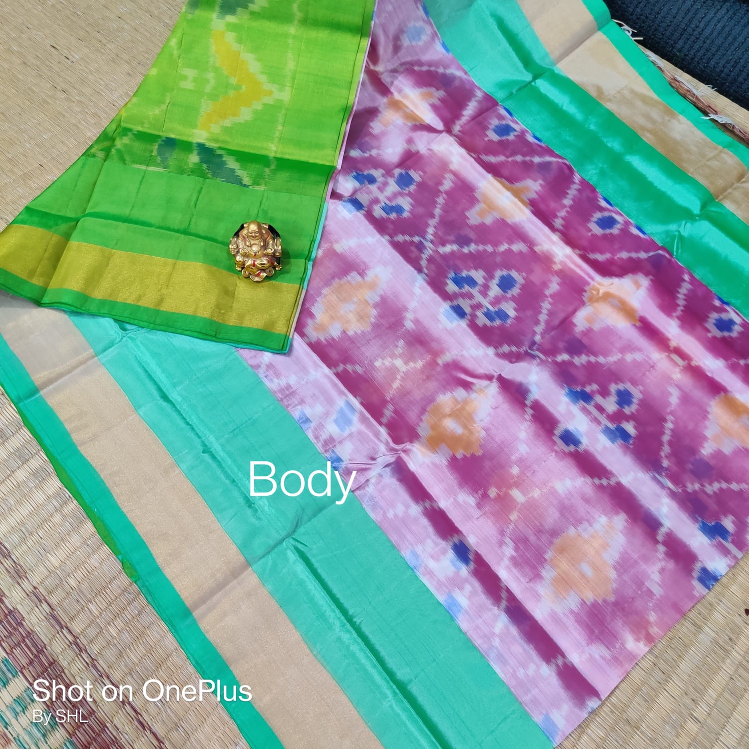 Pochampally ikkat silk sarees ,lahengas ,duppatas and ikkat cotton suits , sarees available For orders plz msg… | Pochampally sarees, Ikkat silk sarees,  Cotton suits