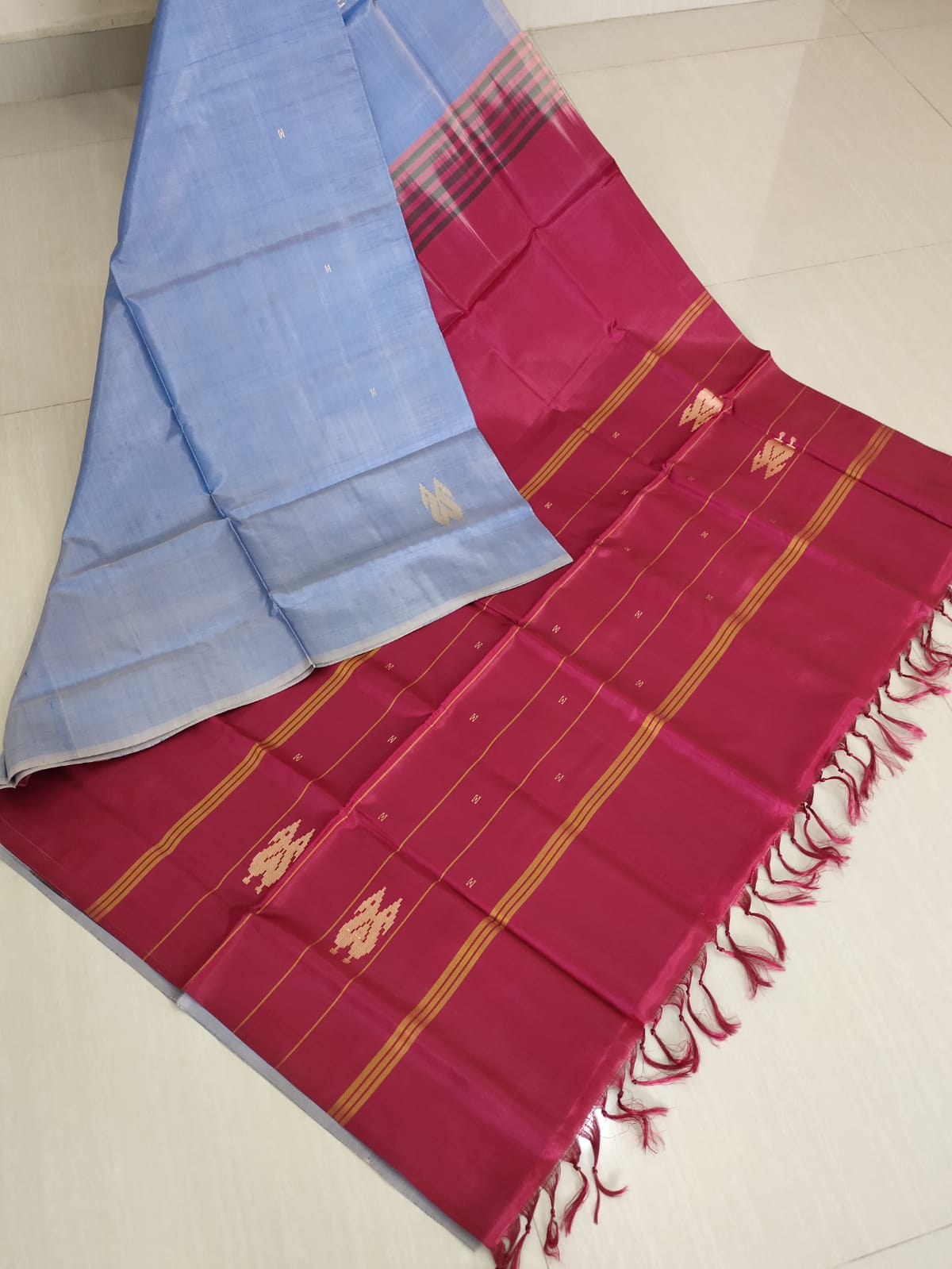 1150+ 💐 Launching 💐 🦋 Material - *Pure Arani Art Silk Sarees* with  Running blouse n Contrast Border and Hand made… | Art silk sarees, Silk  sarees, Pure products