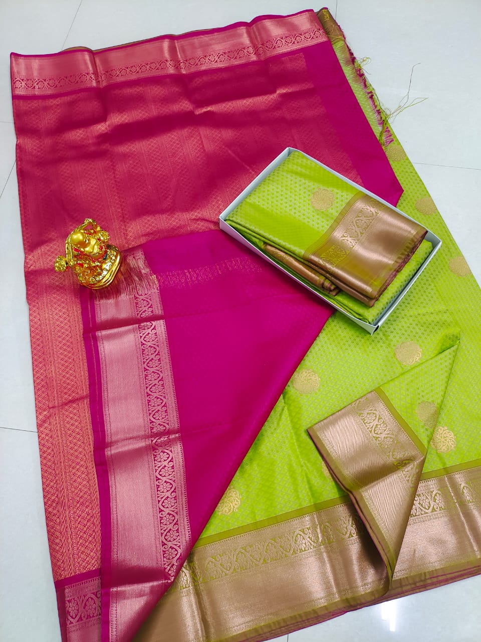 Copper thoranam designed saree - Vannamayil Fashions