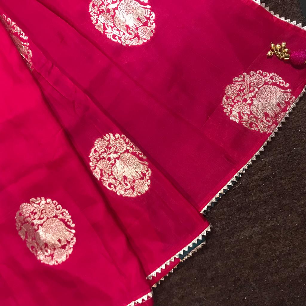 Crepe textured classic designer dola silk saree