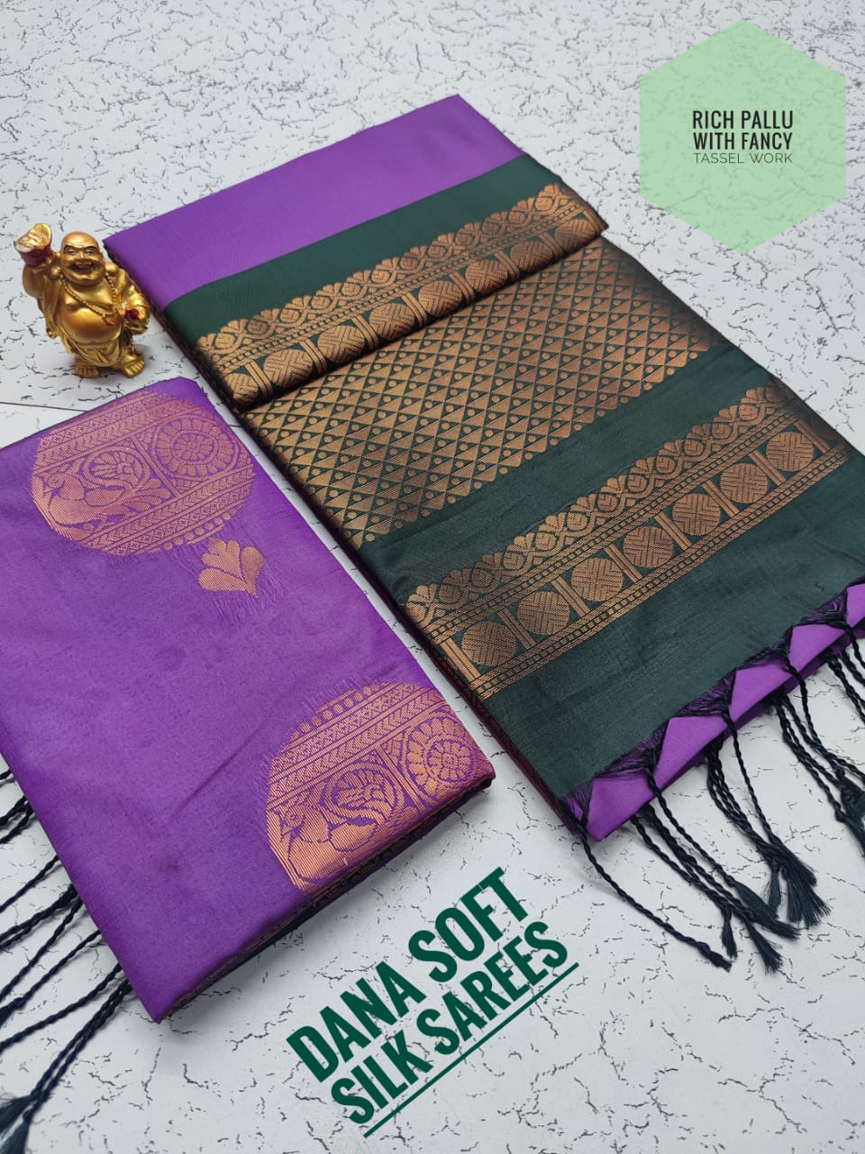 Buy Borderless Kanchipuram Sarees Online | Kancheepuram Sarees at Pothys