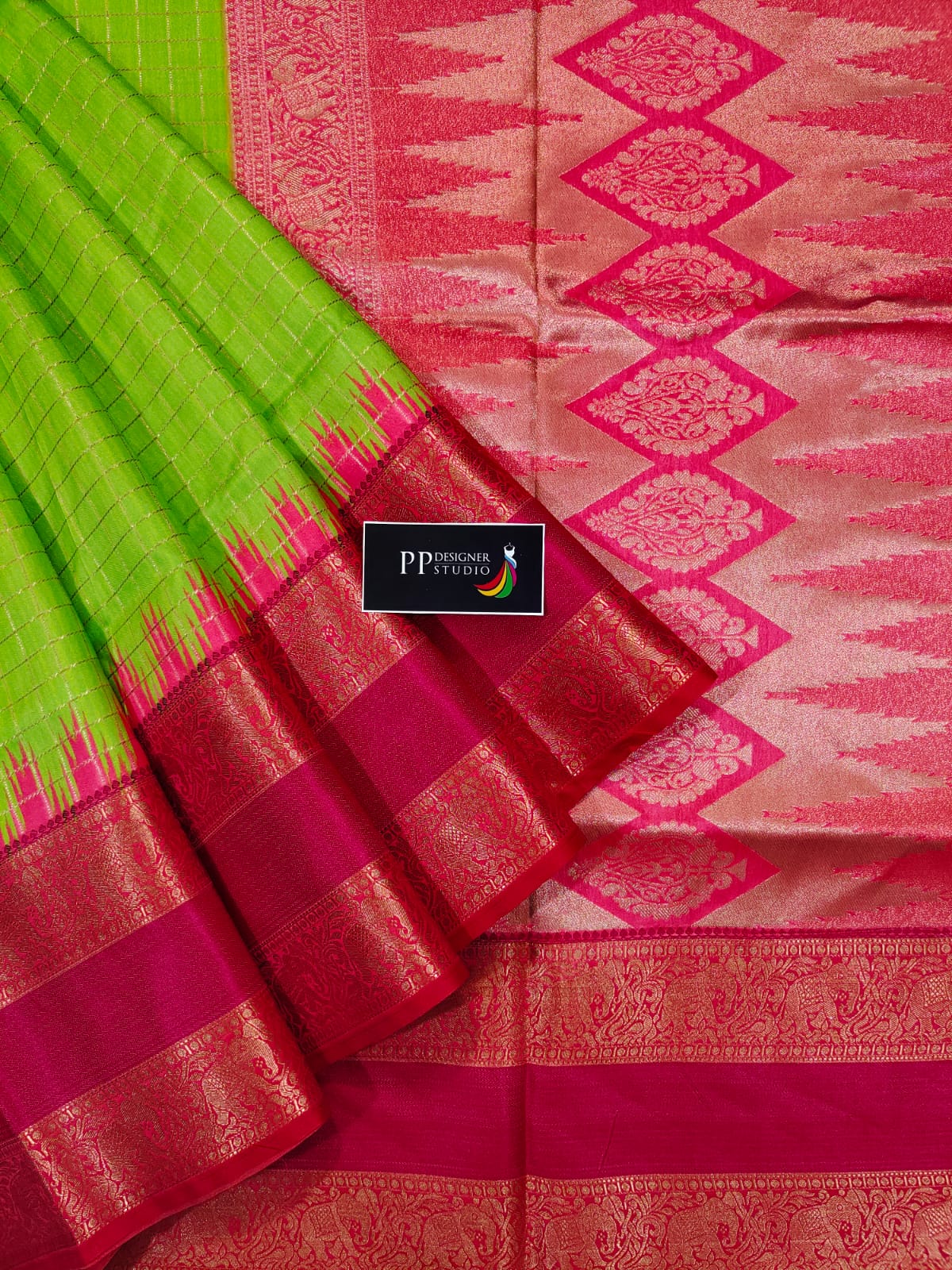 Dharmavaram Pure Handloom Pattu Saree/Yellow type border ::