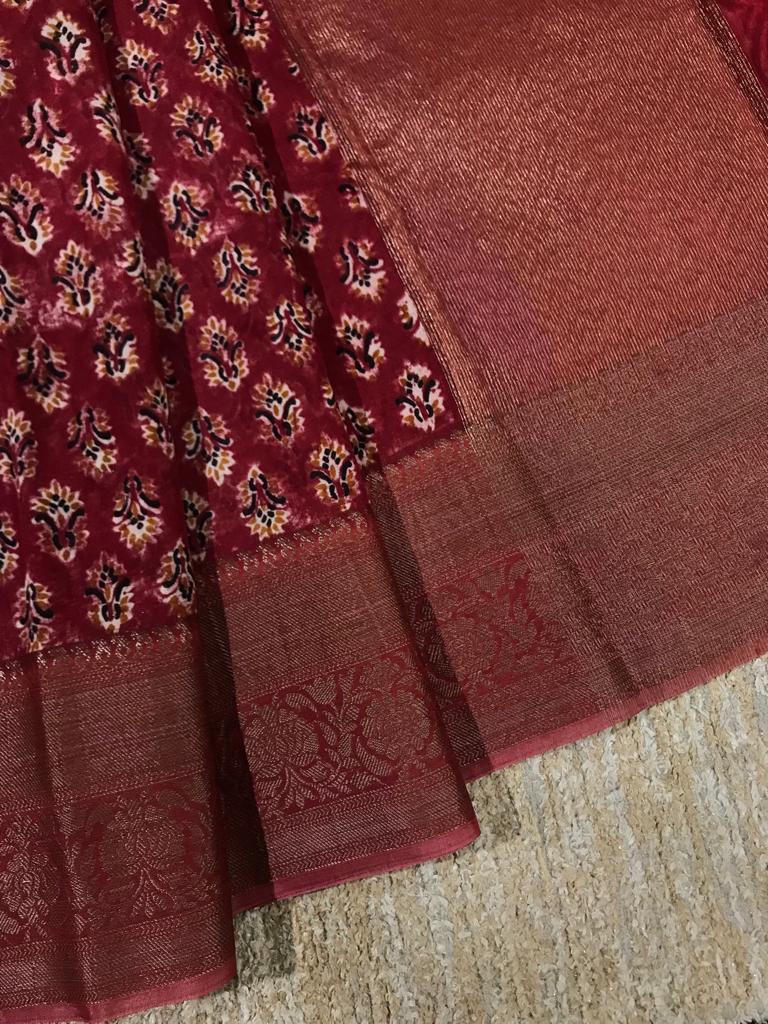 Wax batik printed silk cotton Maheshwari handloom saree with Narmada l –  Handpicked