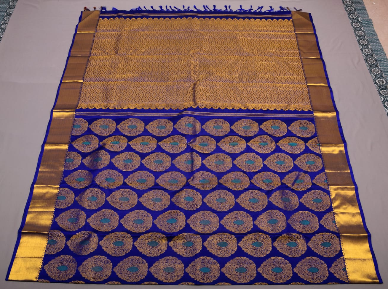 Handloom pure silk kanchipuram saree in blue colour saree