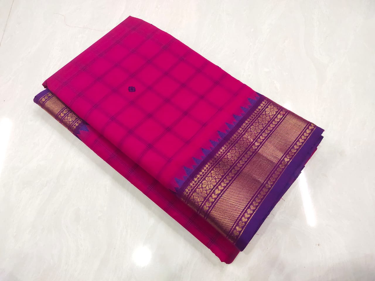 Kanchi cotton double side zari border work saree