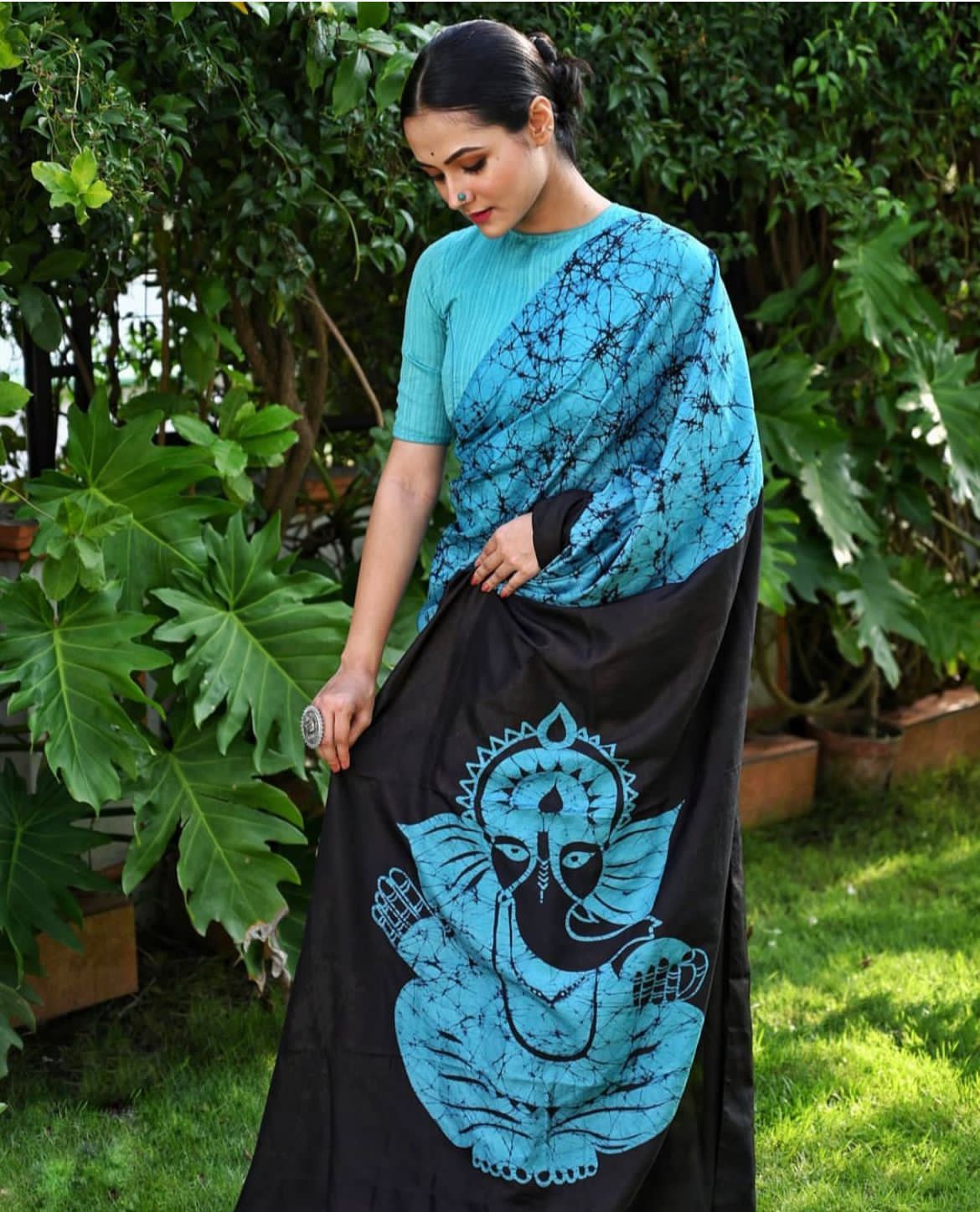 Linen digital print saree - Vannamayil Fashions