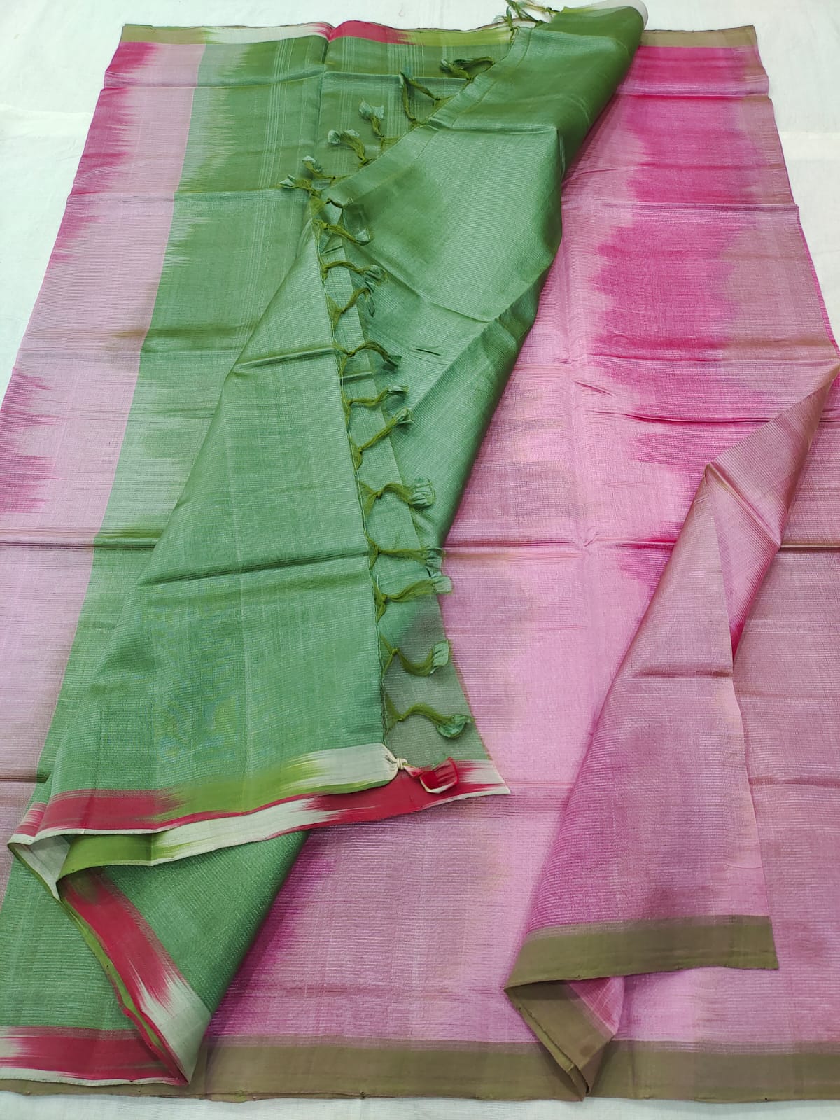 Mangalagiri pattu ikkat pallu saree